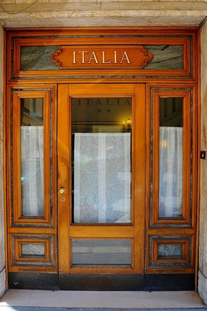 Albergo Italia Di Nardi Renzo & C Snc Poggibonsi Exterior foto